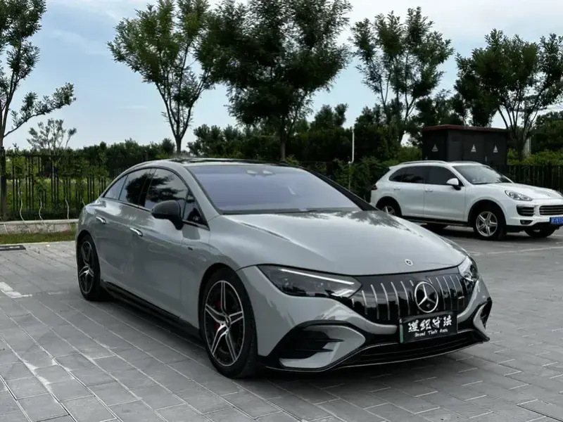 2023 Mercedes-Benz EQE AMG с пробегом 33 000 км