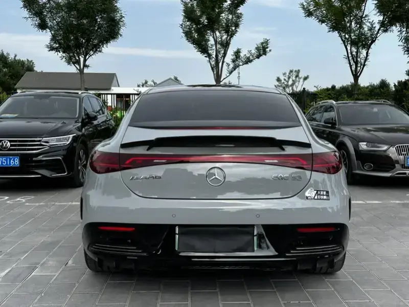 2023 Mercedes-Benz EQE AMG с пробегом 33 000 км