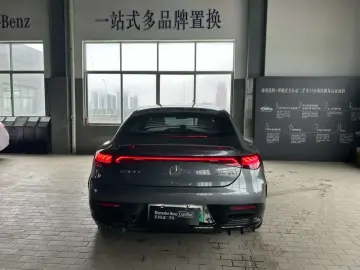 2023 Mercedes-Benz EQE AMG с пробегом 30 000 км