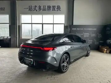 2023 Mercedes-Benz EQE AMG с пробегом 30 000 км