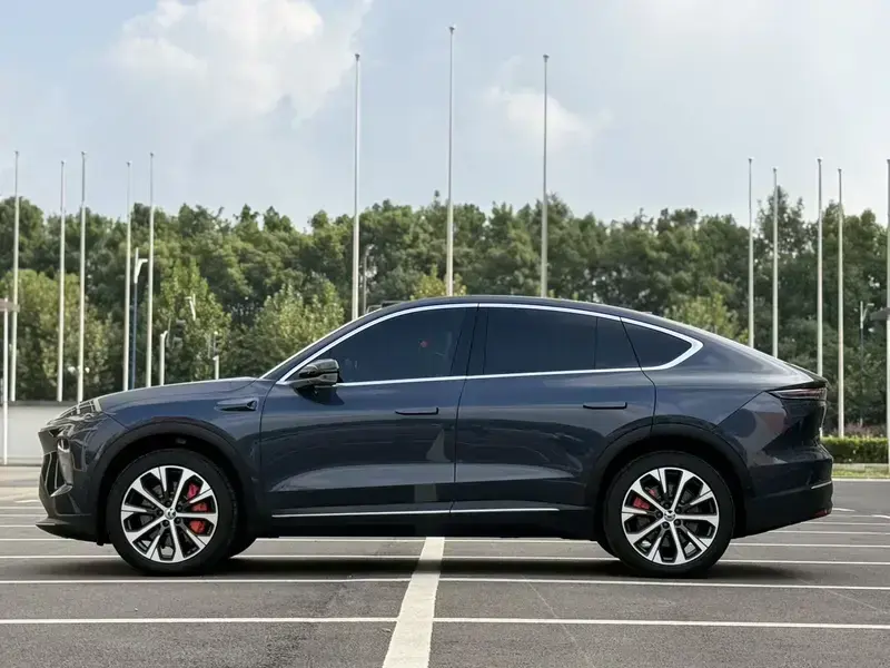 2024 Nio EC7 с пробегом 61 000 км