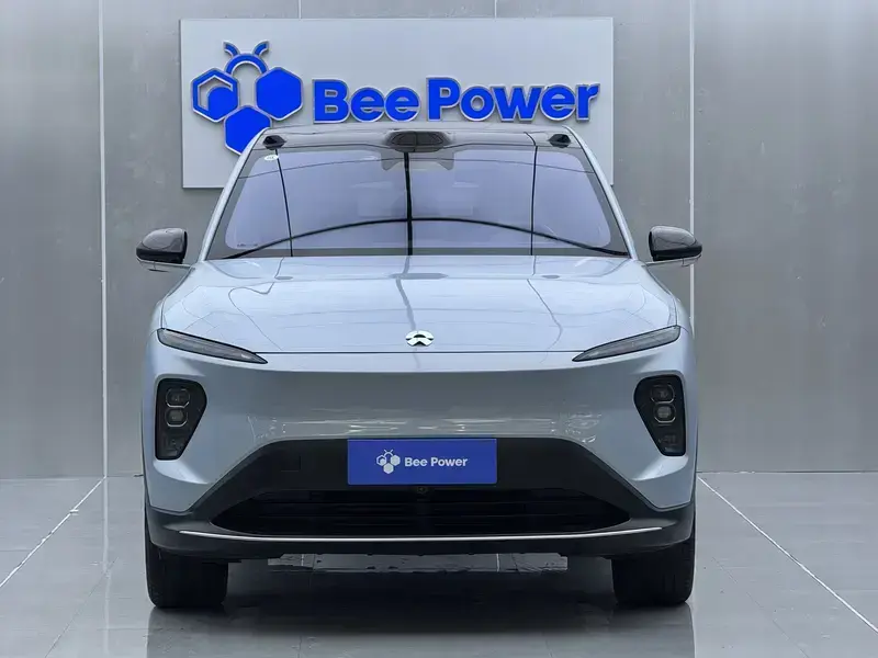 2023 Nio EC7 с пробегом 25 100 км