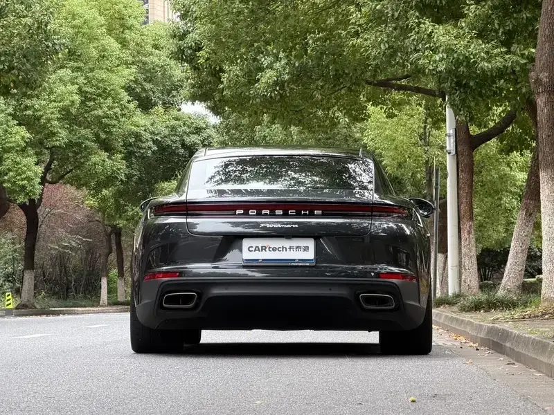2026 Porsche Panamera с пробегом 7 800 км
