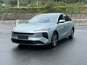 Roewe D6
