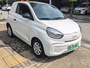 2022 Roewe Clever с пробегом 27 000 км