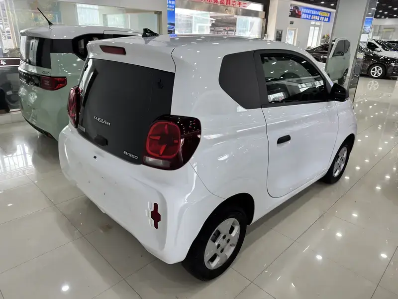 2021 Roewe Clever с пробегом 42 000 км