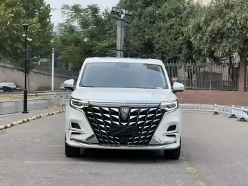 2023 Roewe iMAX8 с пробегом 64 000 км