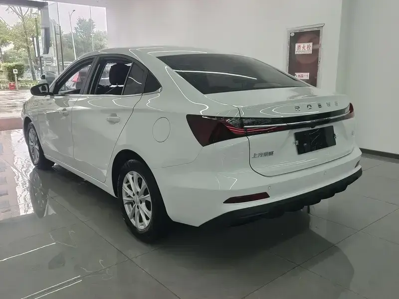 2026 Roewe i5 с пробегом 6 500 км