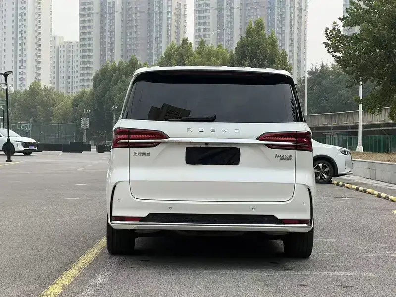 2023 Roewe iMAX8 с пробегом 64 000 км