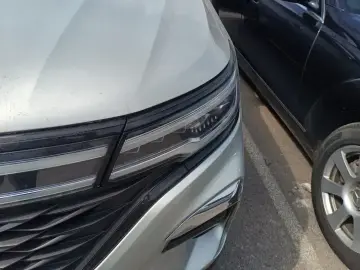2021 Roewe RX5 Max с пробегом 132 000 км