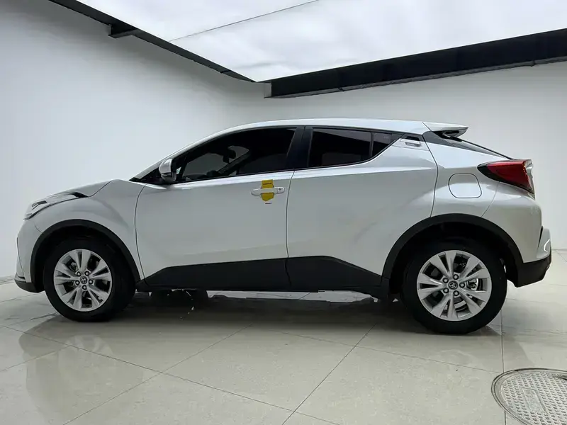 2021 Toyota Izoa с пробегом 20 400 км