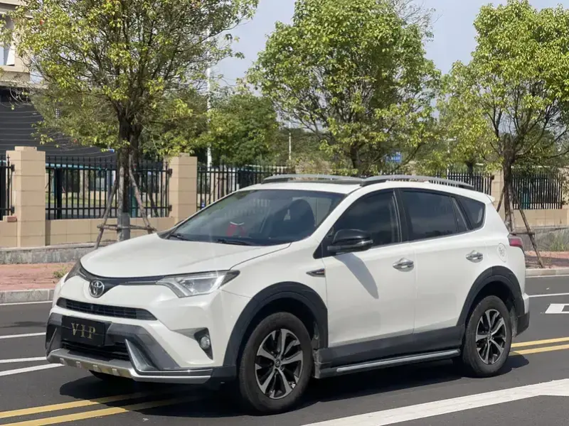 2018 Toyota RAV4 с пробегом 209 000 км