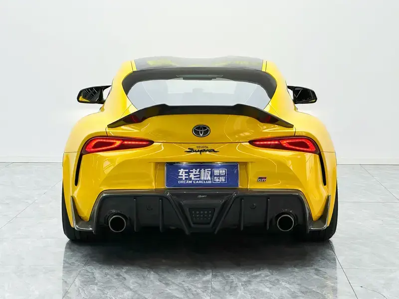 2021 Toyota Supra с пробегом 14 500 км