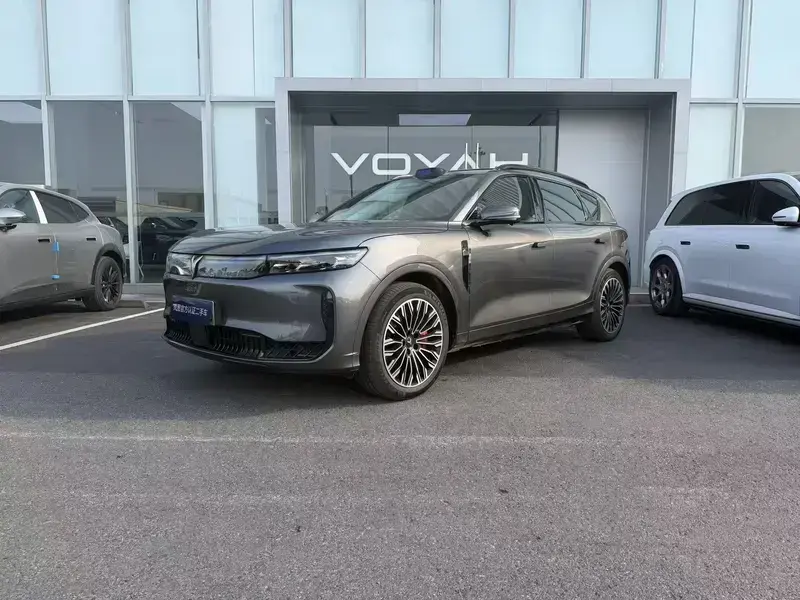 2025 Voyah Free с пробегом 9 000 км