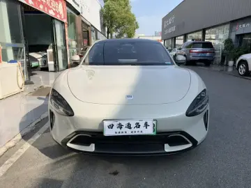 2024 Xiaomi SU7 с пробегом 7 000 км