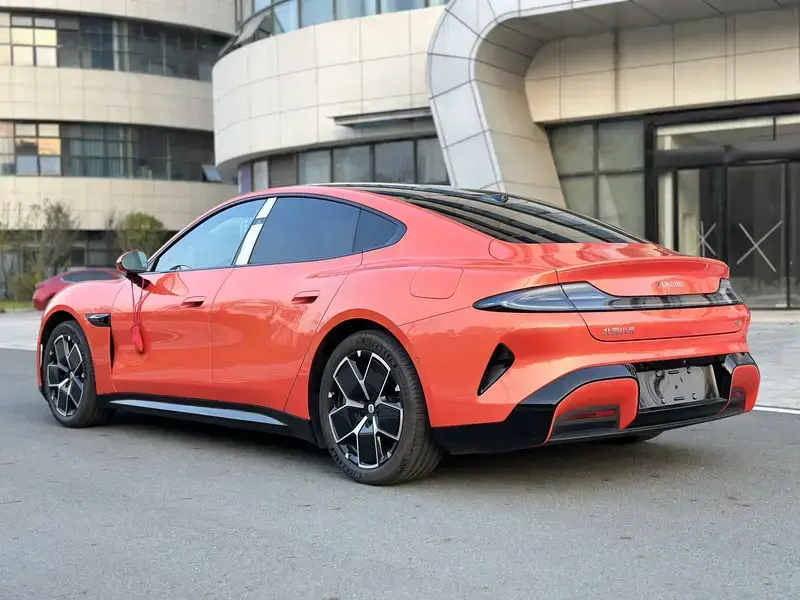 2024 Xiaomi SU7 с пробегом 5 300 км