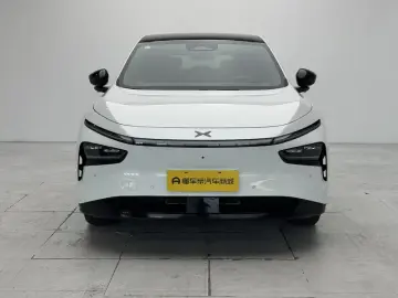 2025 Xpeng G7 с пробегом 3 400 км
