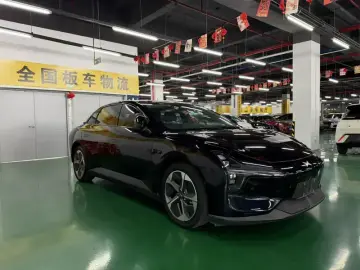 2024 Xpeng Mona M03 с пробегом 30 000 км