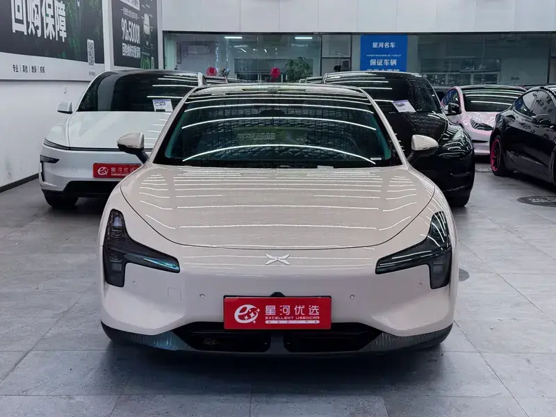 2024 Xpeng Mona M03 с пробегом 36 000 км