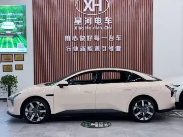 2024 Xpeng Mona M03 с пробегом 36 000 км