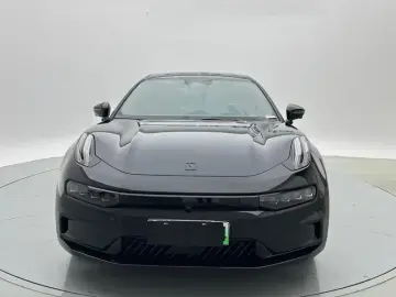 2023 Zeekr 001 с пробегом 52 000 км