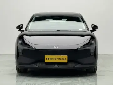 2025 Xpeng Mona M03 с пробегом 23 000 км