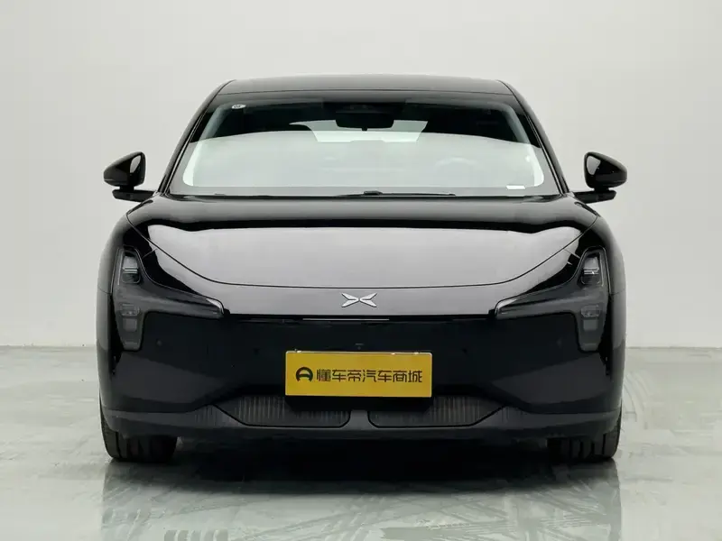 2025 Xpeng Mona M03 с пробегом 23 000 км