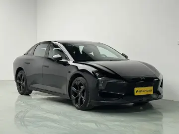 2025 Xpeng Mona M03 с пробегом 23 000 км