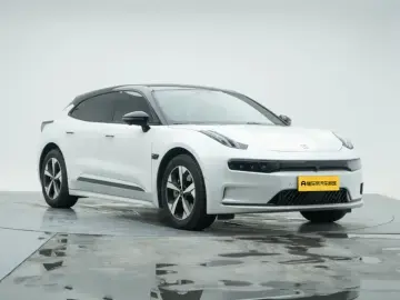 2023 Zeekr 001 с пробегом 26 900 км