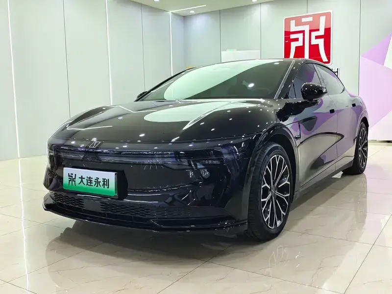 2024 Zeekr 007 с пробегом 43 000 км