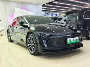2024 Zeekr 007 с пробегом 43 000 км