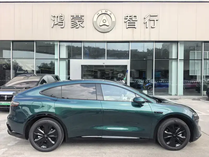 2026 Luxeed R7 с пробегом 9 000 км