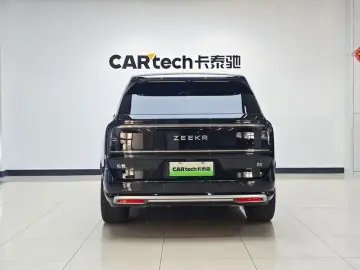 2025 Zeekr 9X с пробегом 13 000 км