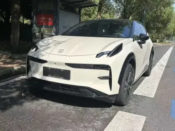 2024 Zeekr X с пробегом 20 000 км