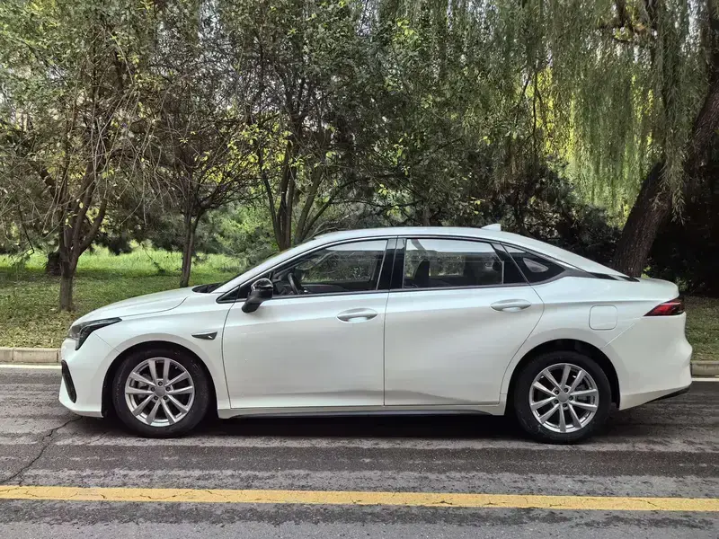 2023 Aion S с пробегом 53 000 км