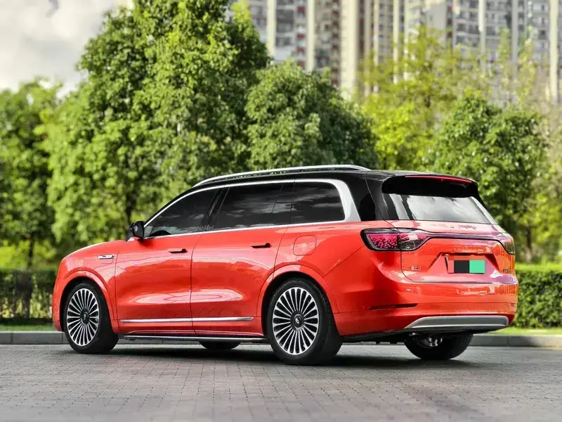 2024 Aito M9 с пробегом 9 000 км