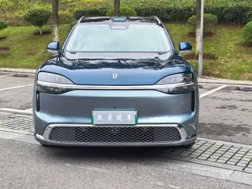 2026 Aito M9 с пробегом 6 600 км