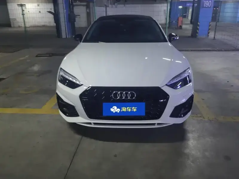 2025 Audi A5 с пробегом 13 000 км