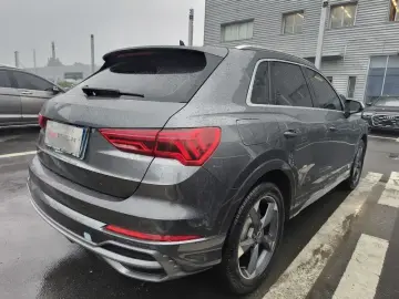 2021 Audi Q3 с пробегом 106 000 км