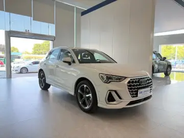 2024 Audi Q3 с пробегом 40 900 км