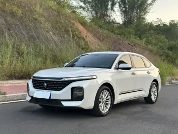 Baojun RC-5