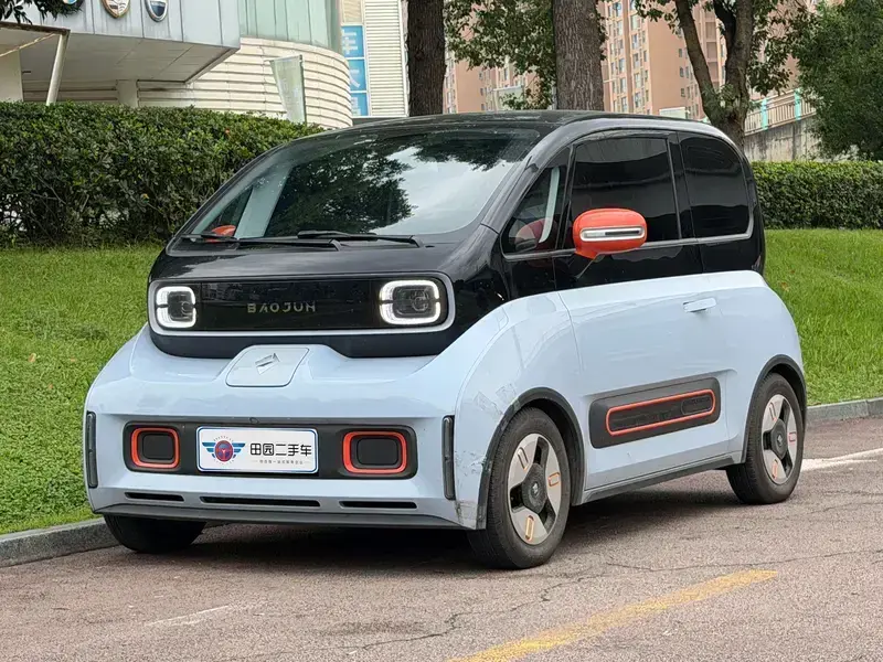 2022 Baojun Kiwi EV с пробегом 53 000 км