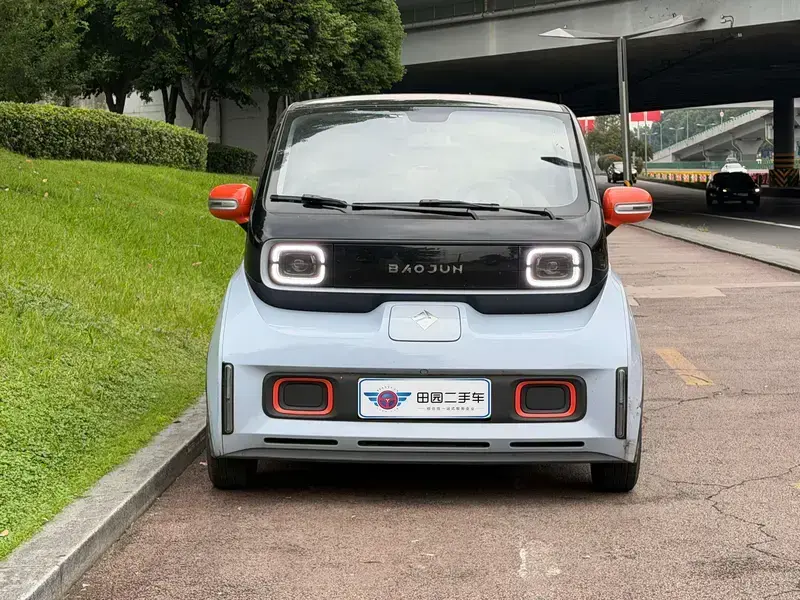 2022 Baojun Kiwi EV с пробегом 53 000 км