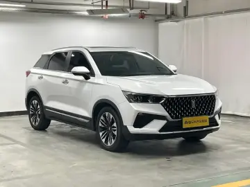 2021 Bestune T77 с пробегом 20 200 км