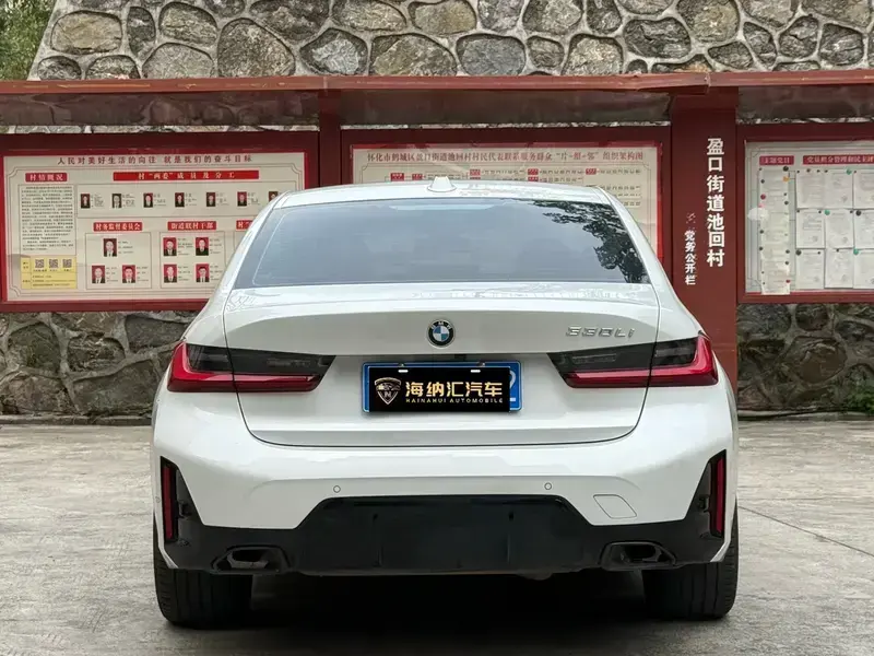2025 BMW 3 серии с пробегом 43 000 км