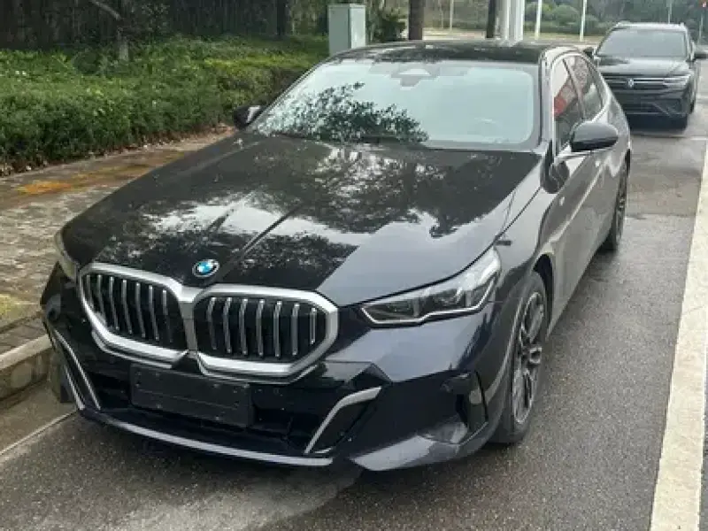 2024 BMW 5 серии с пробегом 34 000 км