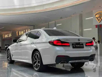 2023 BMW 5 серии с пробегом 38 000 км