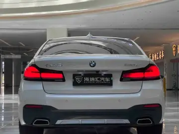 2023 BMW 5 серии с пробегом 38 000 км
