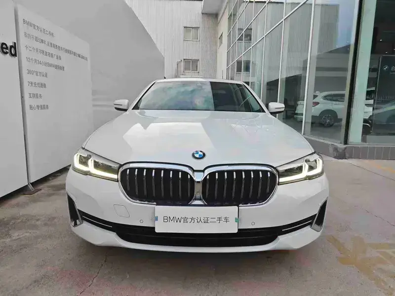 2023 BMW 5 серии с пробегом 38 000 км