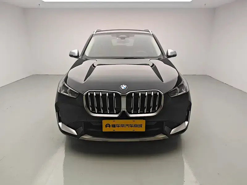 2023 BMW X1 с пробегом 27 800 км